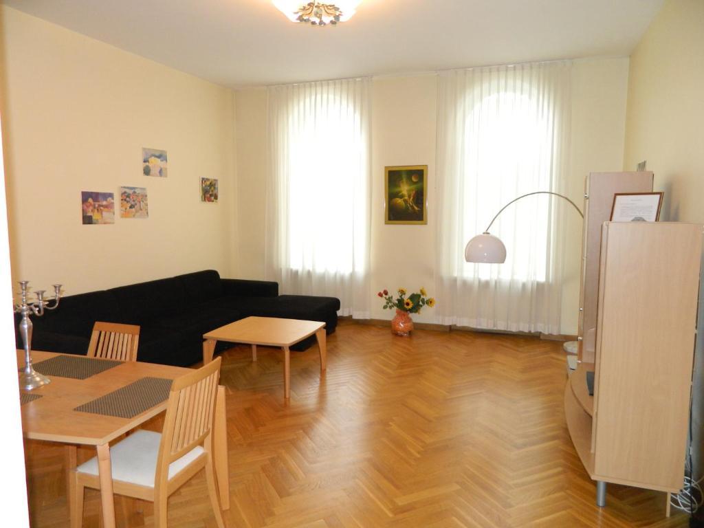 Aparta * Riga